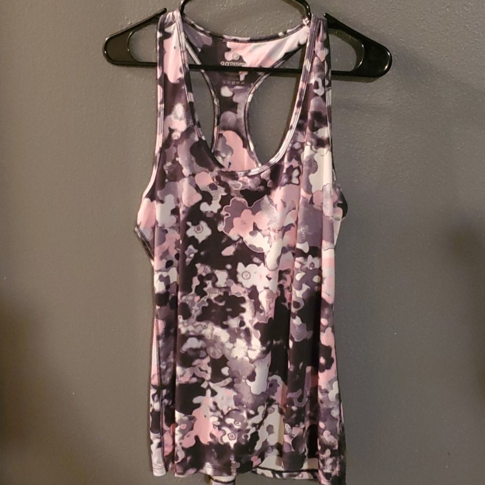 90 degree athletic tank XL
